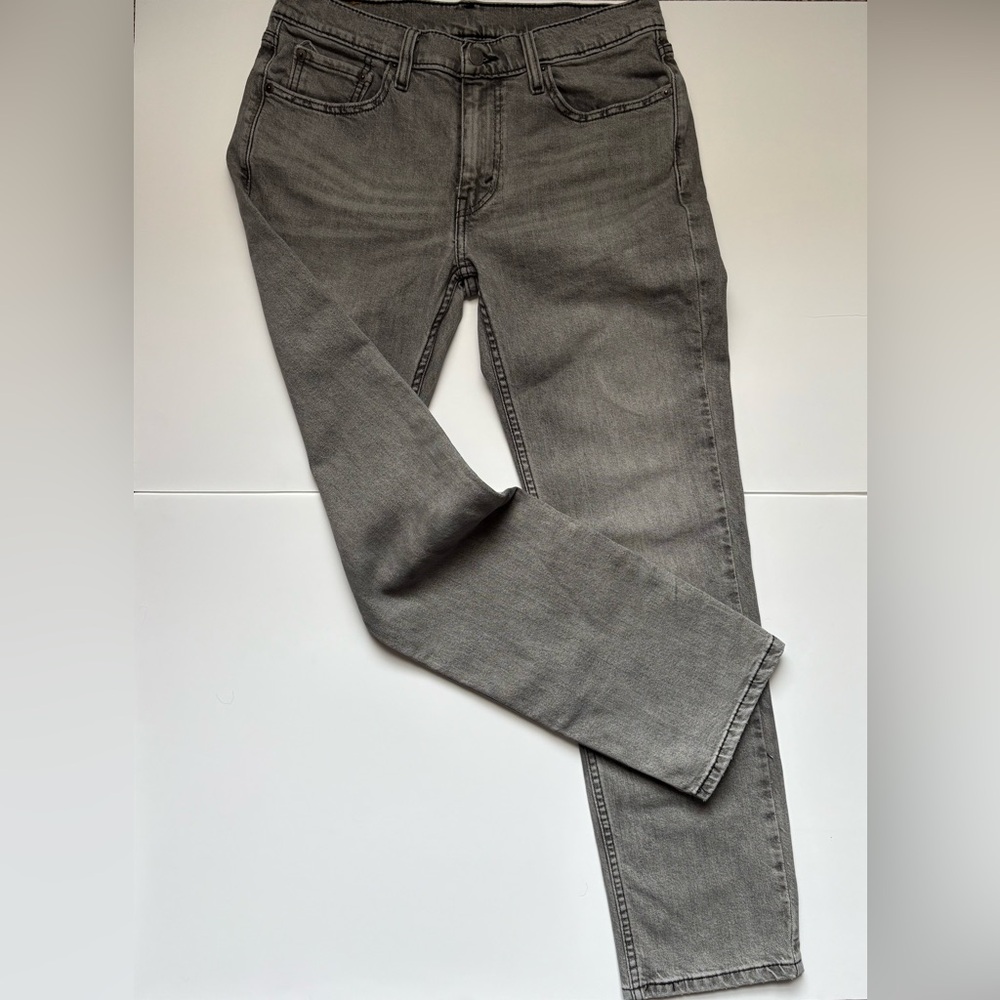 Levi's Light Gray Denim Jeans